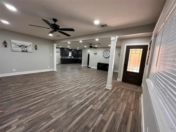 $239,000 | 506 West Morris Street, Seymour, TX 76380