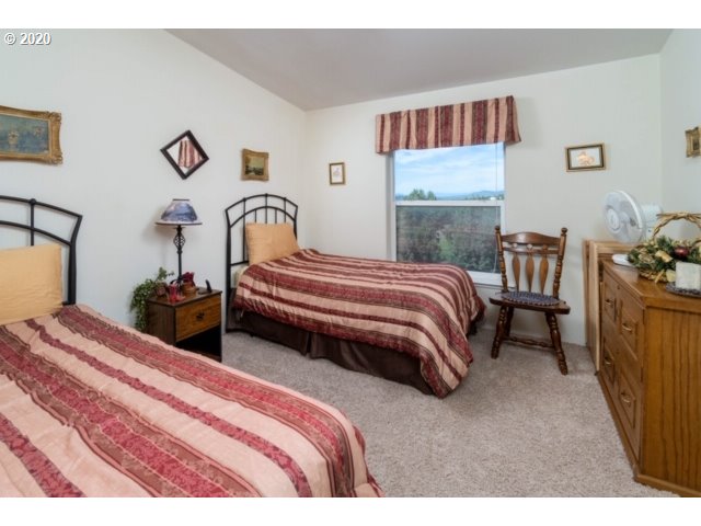 12366 Southeast Bridge Road Prineville, OR 97754 - Photo 10 of 25 Gallery Image 10