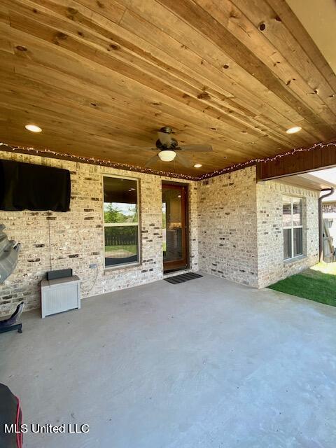 634 Greenfield Ridge Drive Brandon, MS 39042 - Photo 32 of 38 BACK PATIO