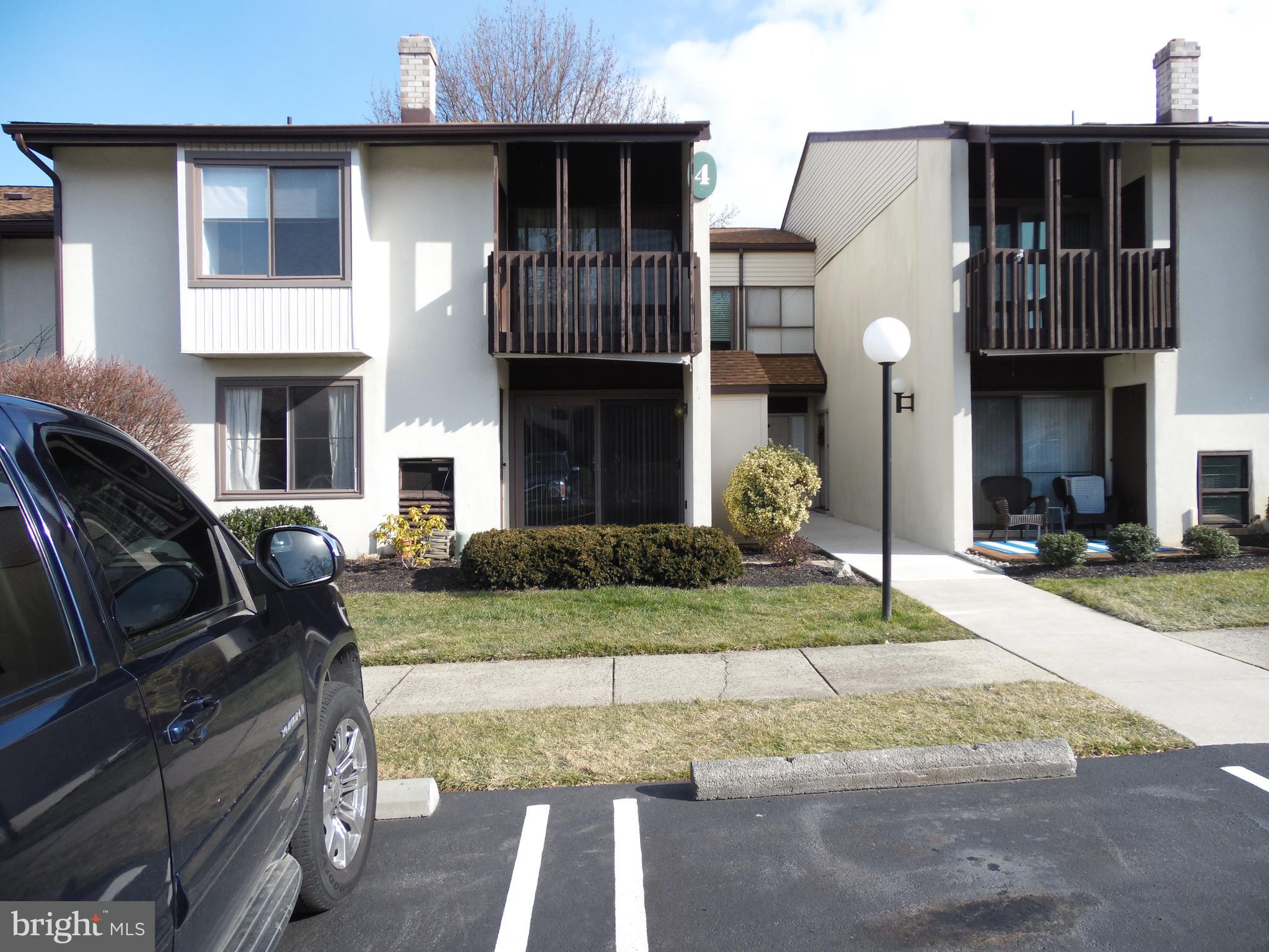 401 Raintree Lane Malvern, PA 19355 - Photo 1 of 8 Gallery Image 1