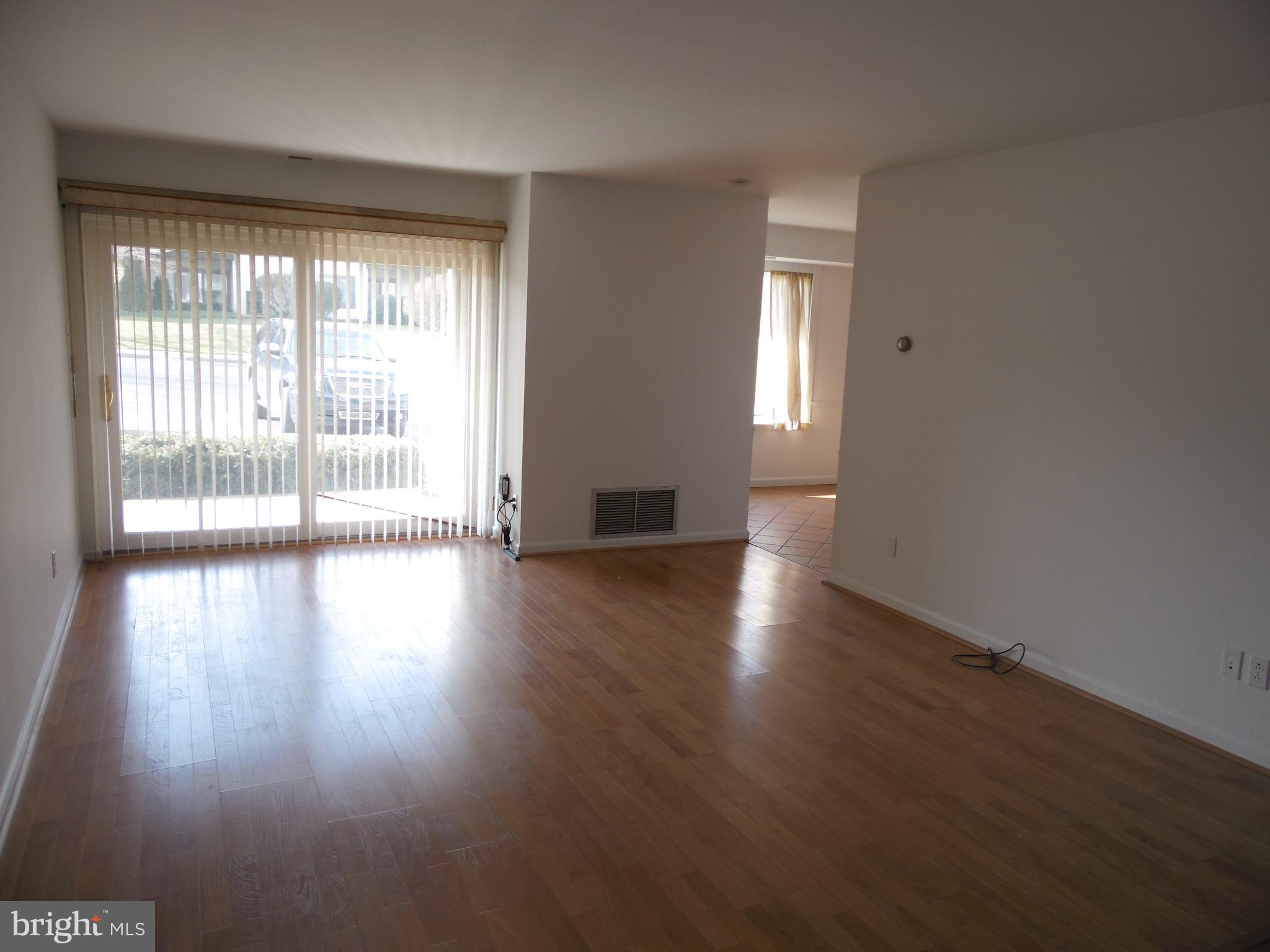 401 Raintree Lane Malvern, PA 19355 - Photo 3 of 8 Gallery Image 3