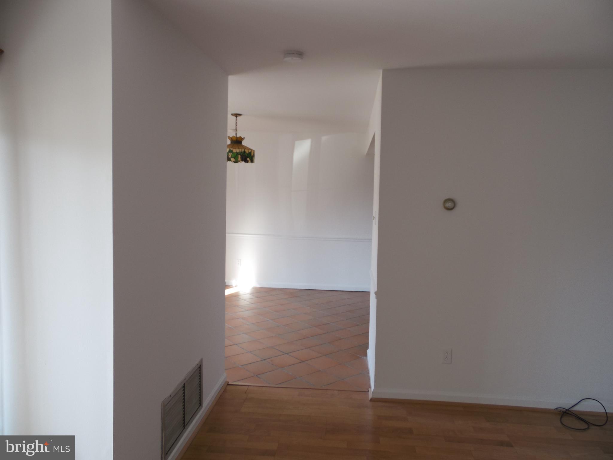401 Raintree Lane Malvern, PA 19355 - Photo 4 of 8 Gallery Image 4