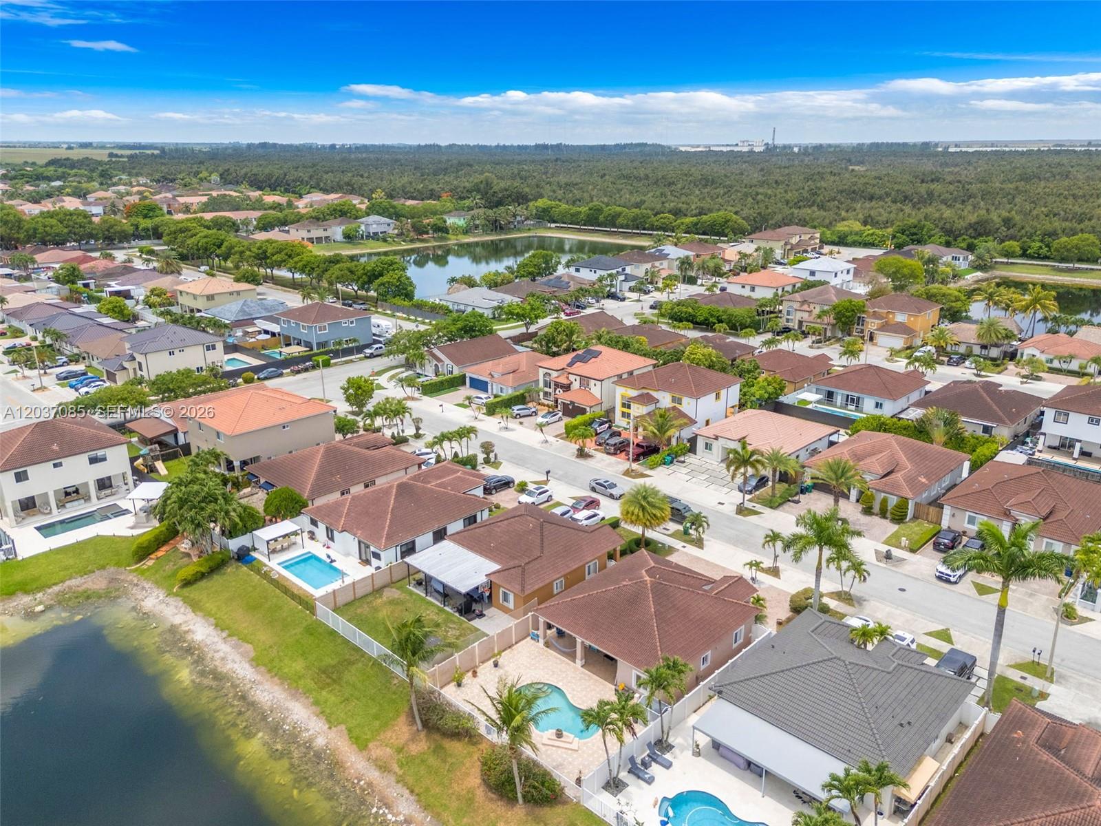 4449 Southwest 164th Path Miami, FL 33185 - Photo 30 of 40
