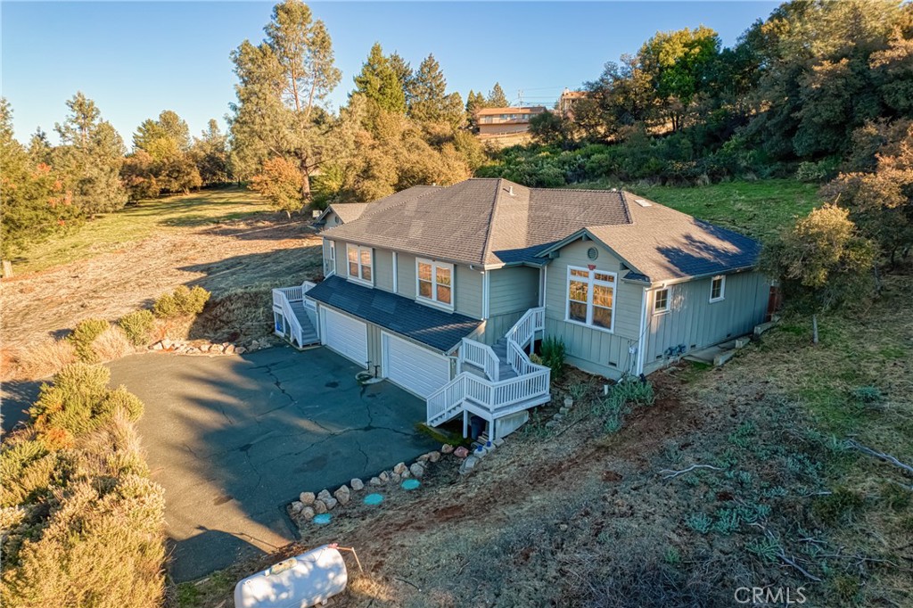 10401 Point Lakeview Road Kelseyville, CA 95451 - Photo 2 of 22