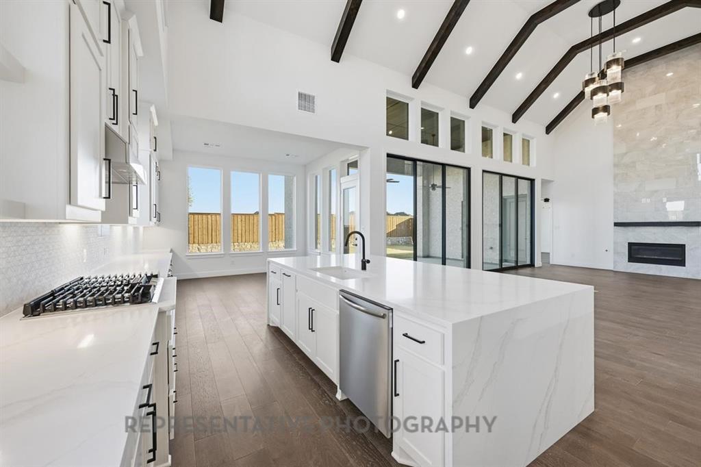 4104 Meander Way Prosper, TX 75078 - Photo 4 of 32