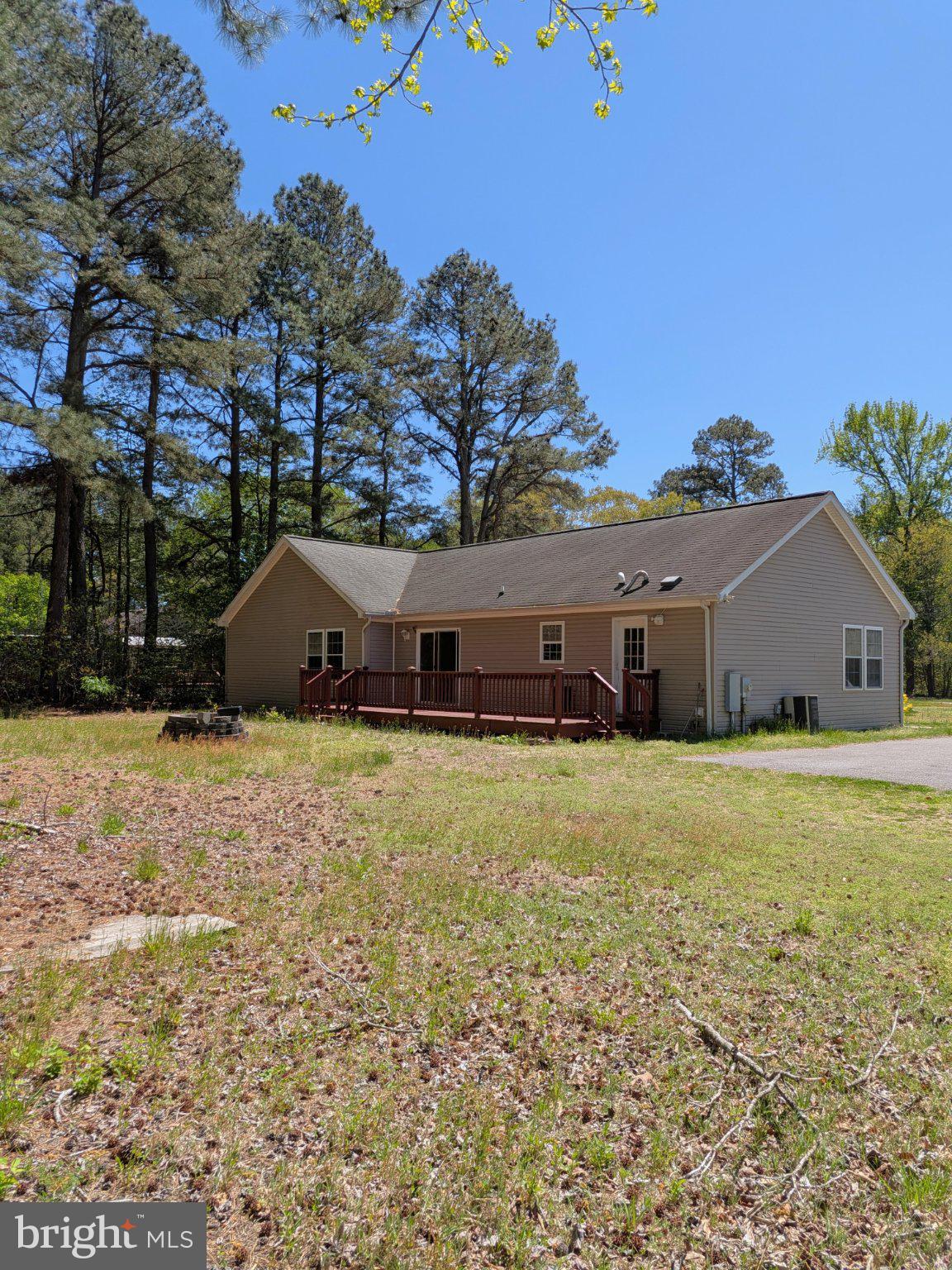 575 Jackson Ditch Road Harrington, DE 19952 - Photo 2 of 39 a house view with a outdoor space