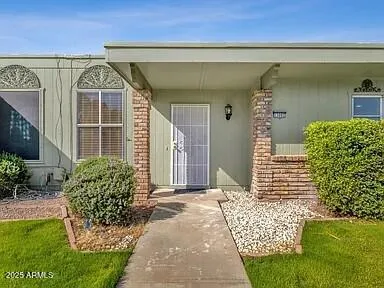 $2,200 | 13092 North 99th Drive, Sun City, AZ 85351