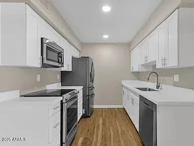 $2,200 | 13092 North 99th Drive, Sun City, AZ 85351