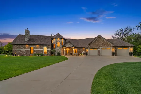$1,950,000 | N1851 Highway 55, Kaukauna, WI 54130