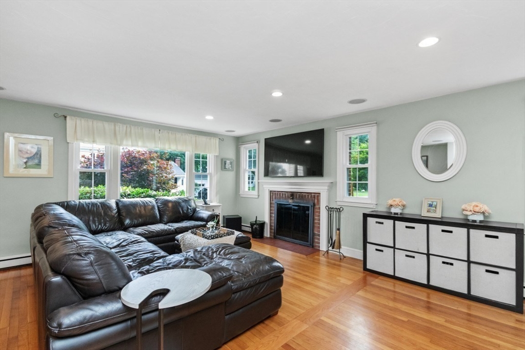 29 Belmore Road Natick, MA 01760 - Photo 8 of 35 Gallery Image 8