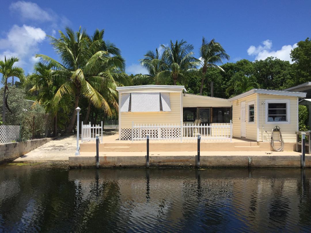 16 Grassy Road Key Largo, FL 33037 - Photo 1 of 22 Back of House