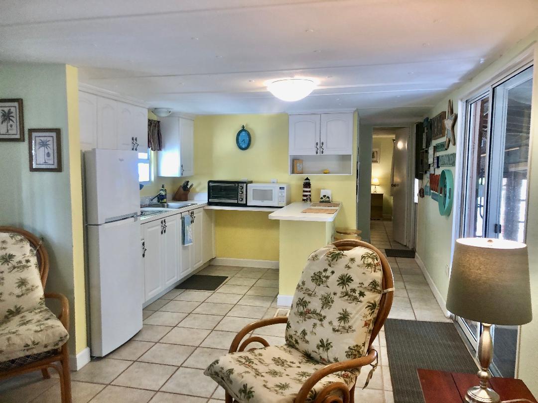 16 Grassy Road Key Largo, FL 33037 - Photo 6 of 22 Kitchen 2