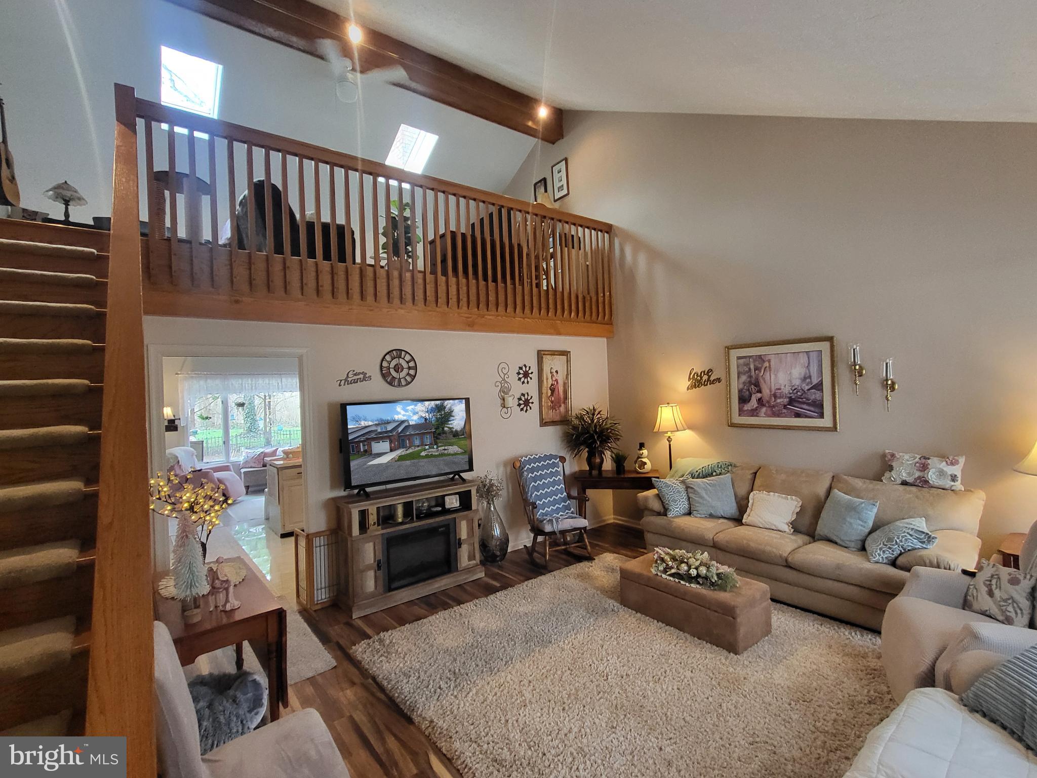 267 Stonegate Circle South Chambersburg, PA 17201 - Photo 4 of 27 Living room from foyer