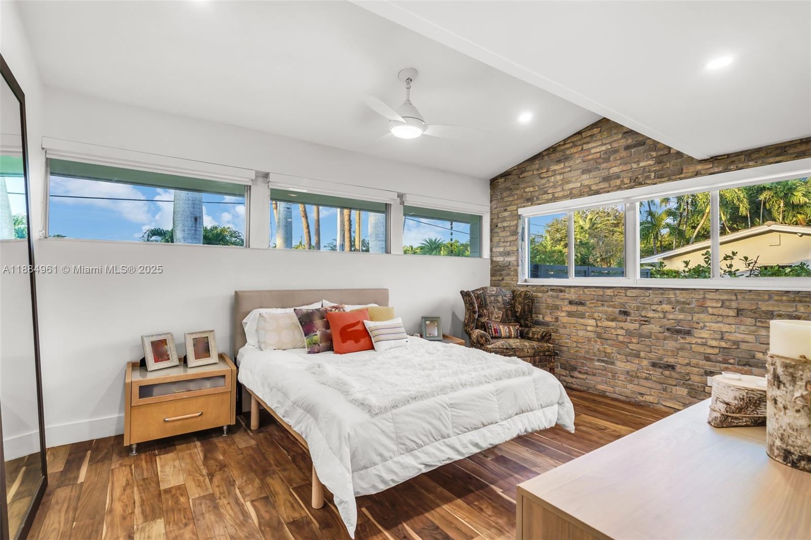 7550 Southwest 60th Street Miami, FL 33143 - Photo 32 of 64 Bedroom with ensuite bath