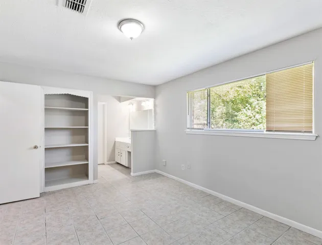 $1,850 | 2402 Hilton Head Drive, Missouri City, TX 77459