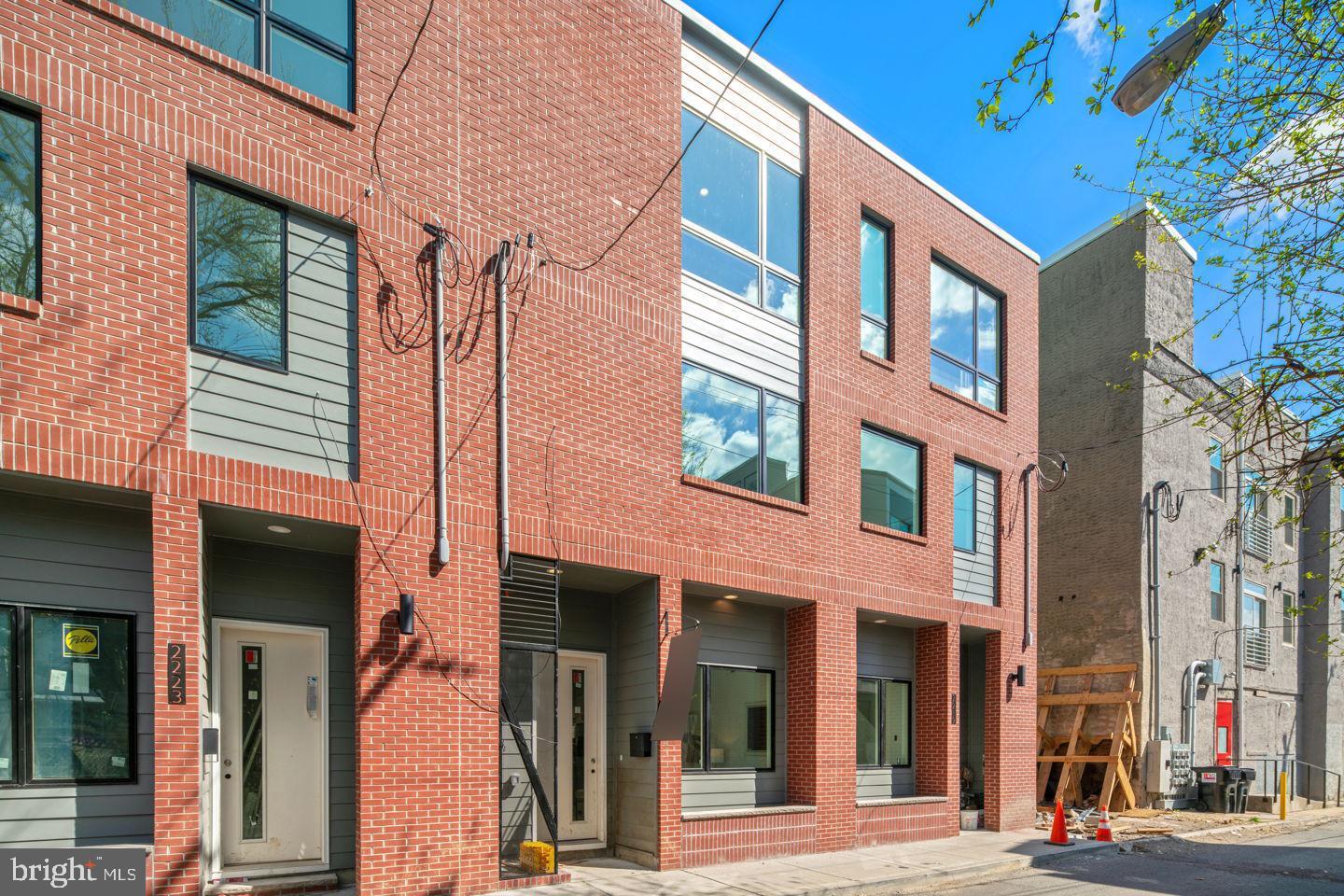 2235 Hope Street Philadelphia, PA 19133 - Photo 1 of 30