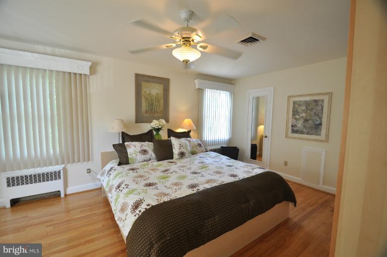 1471 Roxanna Road Northwest Washington, DC 20012 - Photo 2 of 28 Bedroom (Master)2