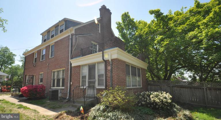 1471 Roxanna Road Northwest Washington, DC 20012 - Photo 13 of 28 Exterior (Rear)