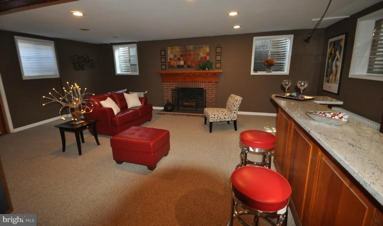 1471 Roxanna Road Northwest Washington, DC 20012 - Photo 22 of 28 Rec Room