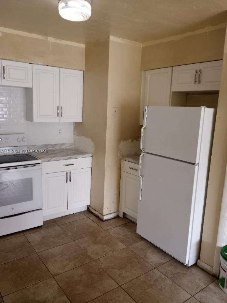 2901 Northwest 50th Street Miami, FL 33142 - Photo 3 of 21