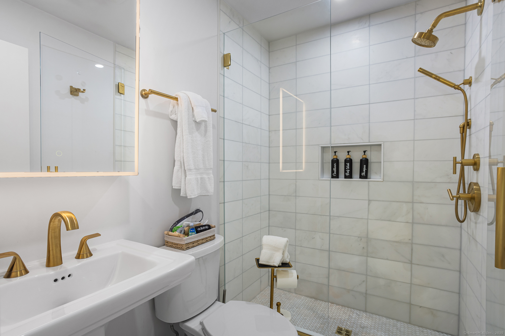 335 Georgetown Road Weston, CT 06883 - Photo 22 of 39