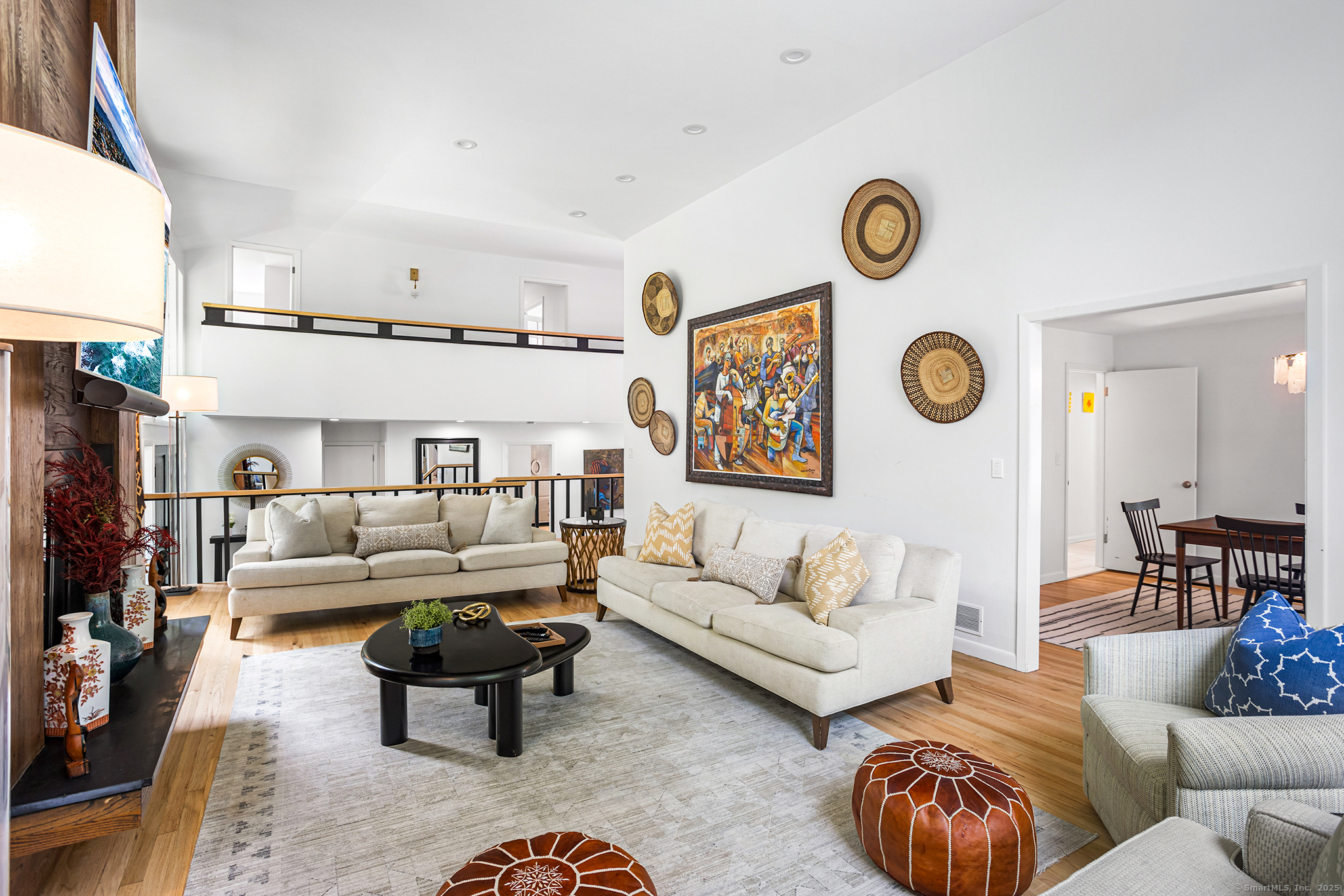 335 Georgetown Road Weston, CT 06883 - Photo 5 of 39