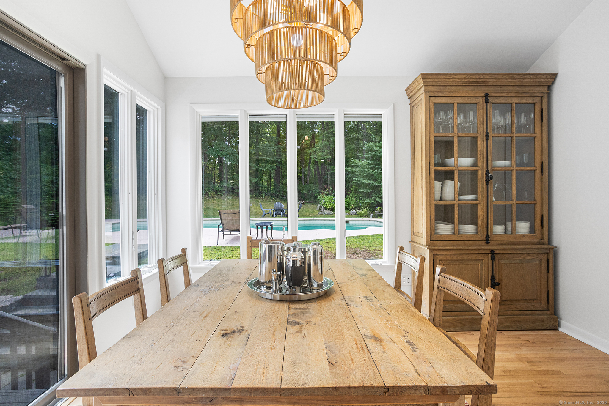 335 Georgetown Road Weston, CT 06883 - Photo 9 of 39