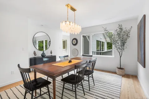 $1,649,000 | 335 Georgetown Road, Weston, CT 06883