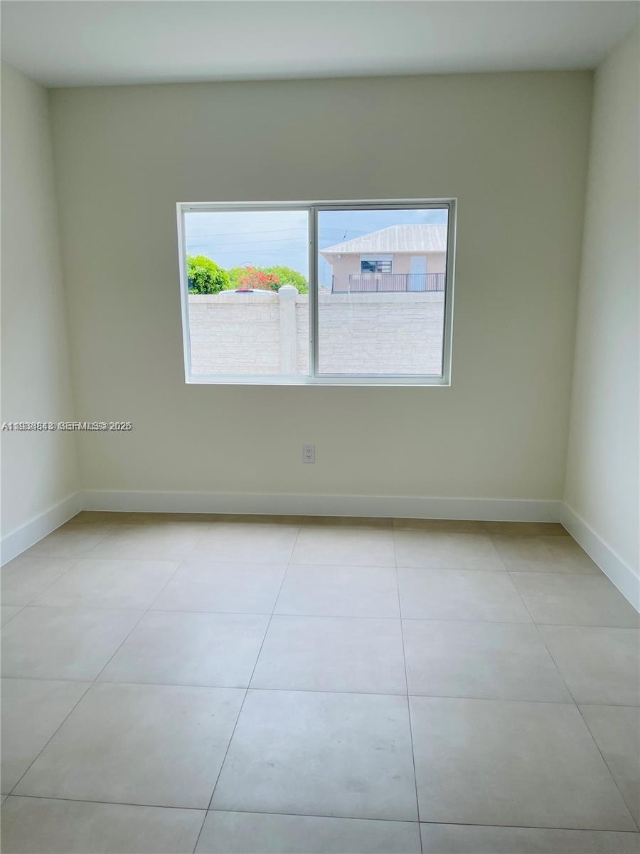 310 East 7th Street, Unit 202 Hialeah, FL 33010 - Photo 10 of 13