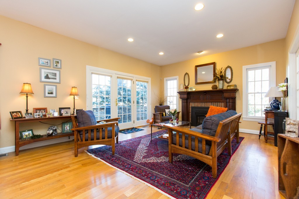 10 Pine Ridge Road Wellesley, MA 02481 - Photo 6 of 19