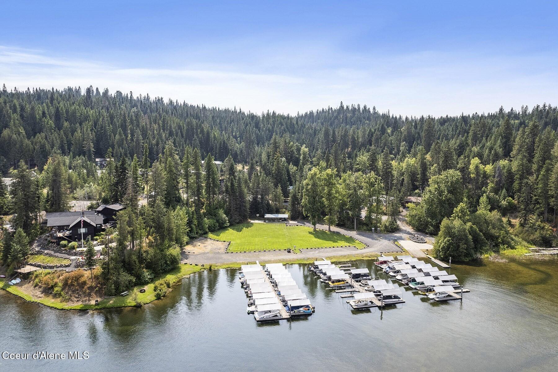 19820 South Alcan Road Coeur D'Alene, ID 83814 - Photo 6 of 81 Community Lawn & Marina