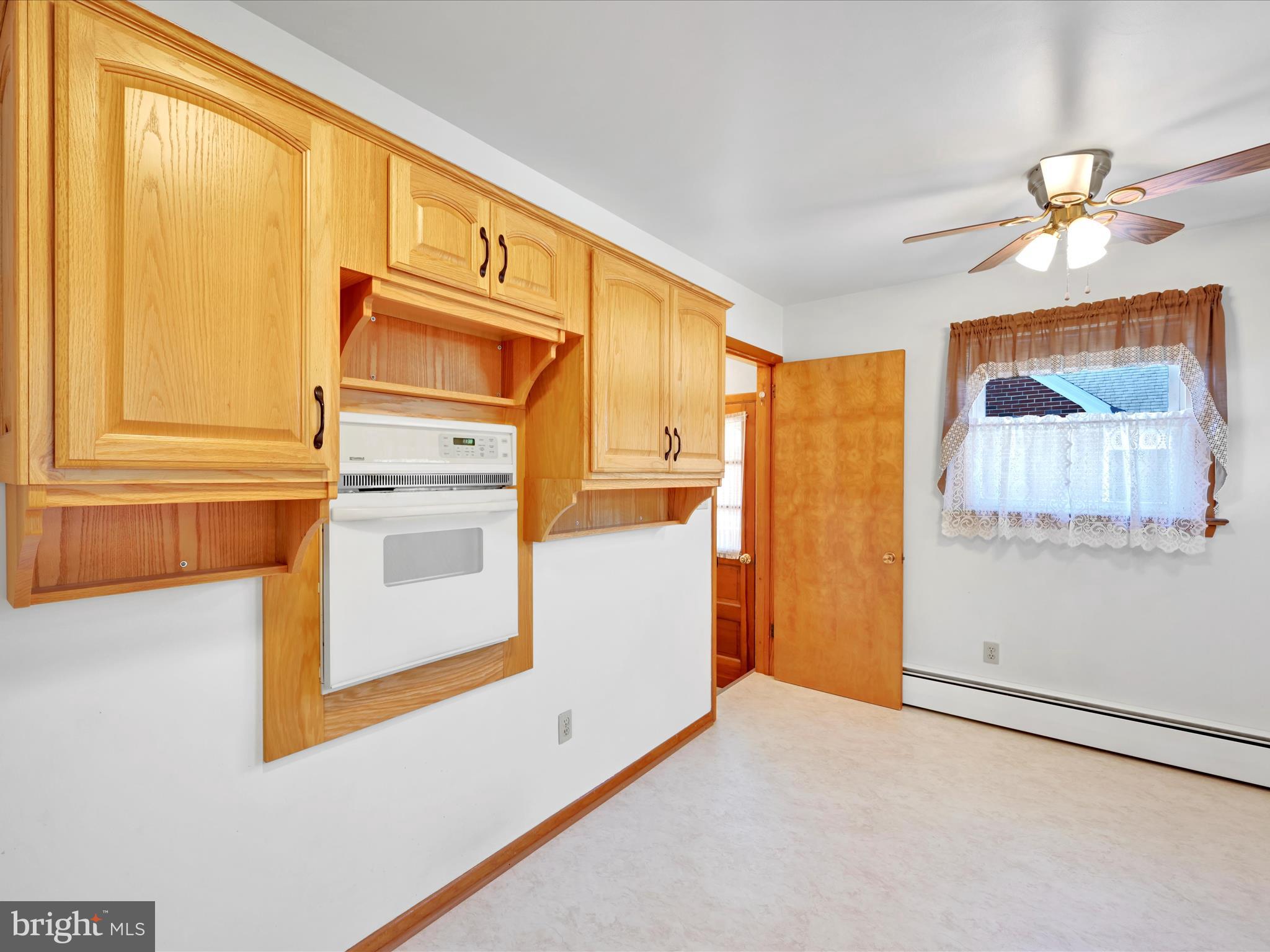 14 Runyon Road Hummelstown, PA 17036 - Photo 11 of 25 Kitchen