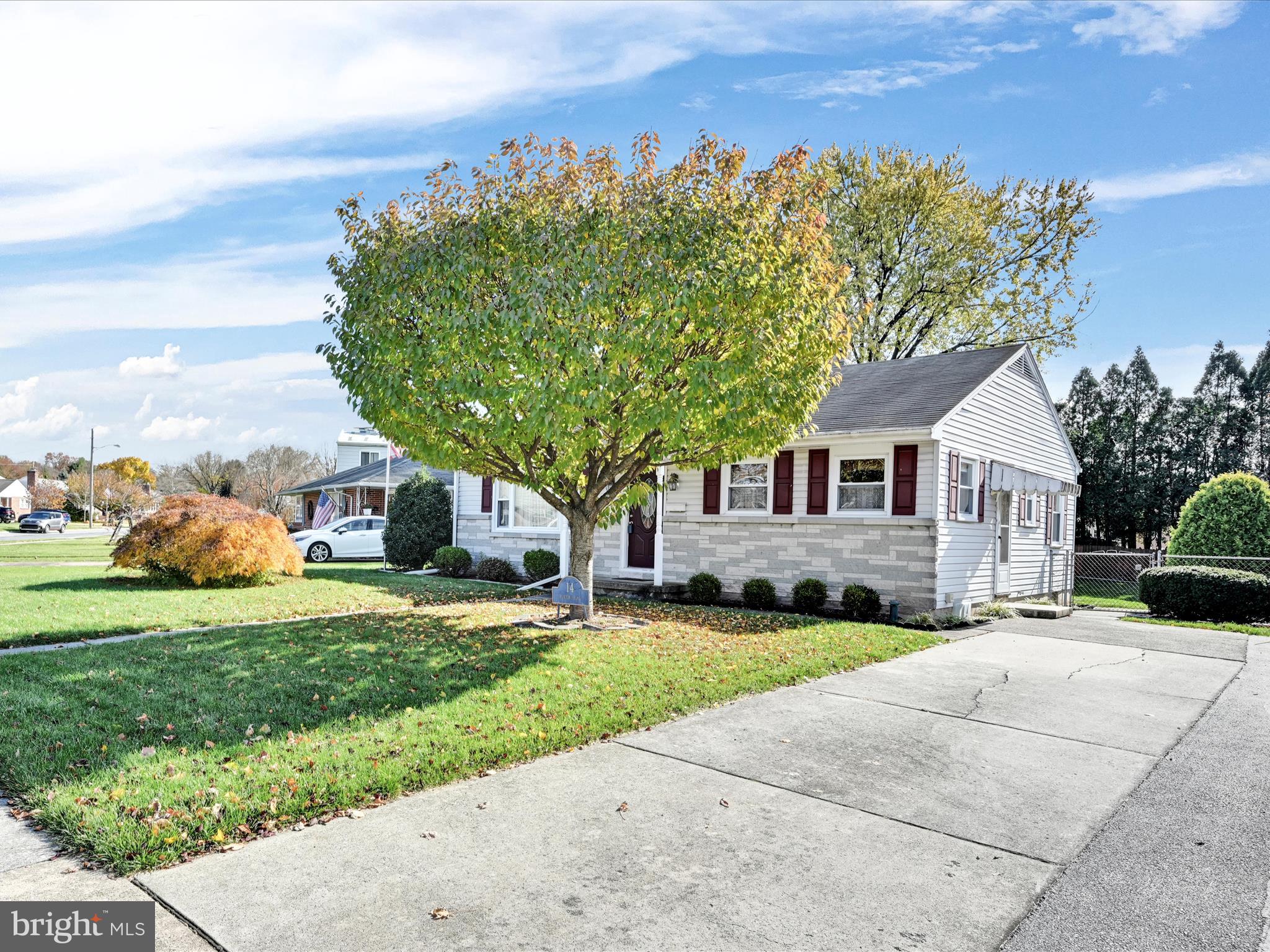14 Runyon Road Hummelstown, PA 17036 - Photo 3 of 25 Front