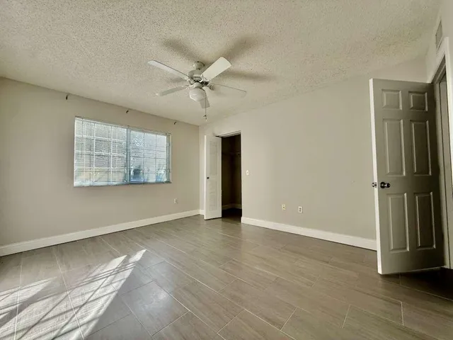 $1,800 | 5035 Wiles Road, Unit 206, Coconut Creek, FL 33073