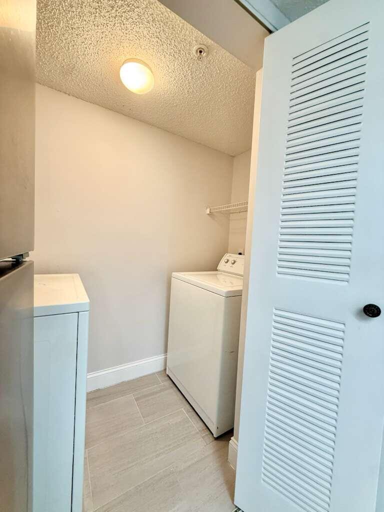 5035 Wiles Road, Unit 206 Coconut Creek, FL 33073 - Photo 6 of 17 WhatsApp Image 2025-12-26 at 16.07.12 (4