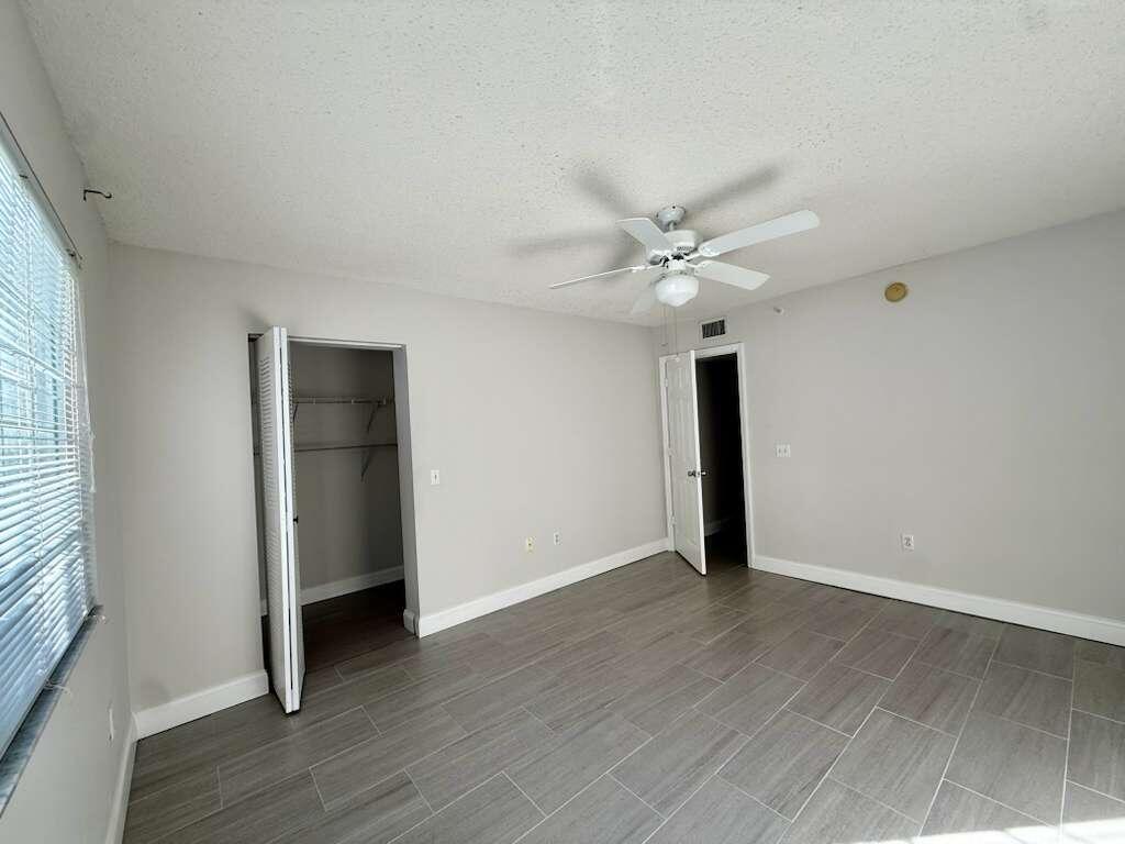 5035 Wiles Road, Unit 206 Coconut Creek, FL 33073 - Photo 10 of 17 WhatsApp Image 2025-12-26 at 16.07.11 (3
