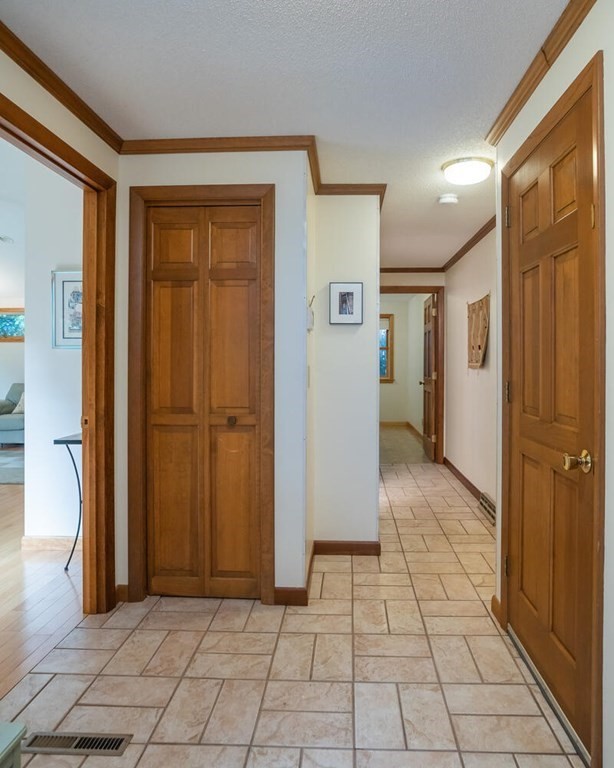 49 Sheerman Lane Amherst, MA 01002 - Photo 24 of 42 Gallery Image 24