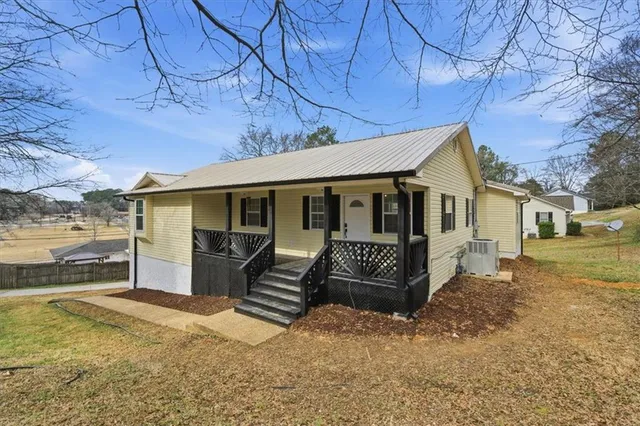 $319,900 | 3 Robin Hood Road Northeast, Rome, GA 30161