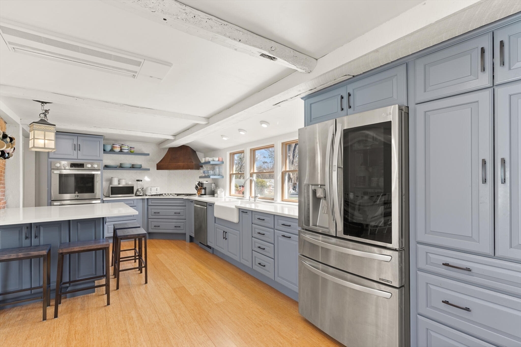 700 High Street Hanson, MA 02341 - Photo 3 of 42