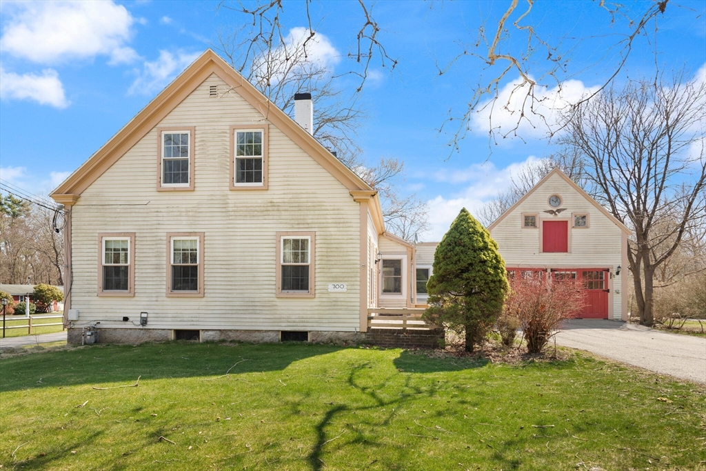 700 High Street Hanson, MA 02341 - Photo 7 of 42