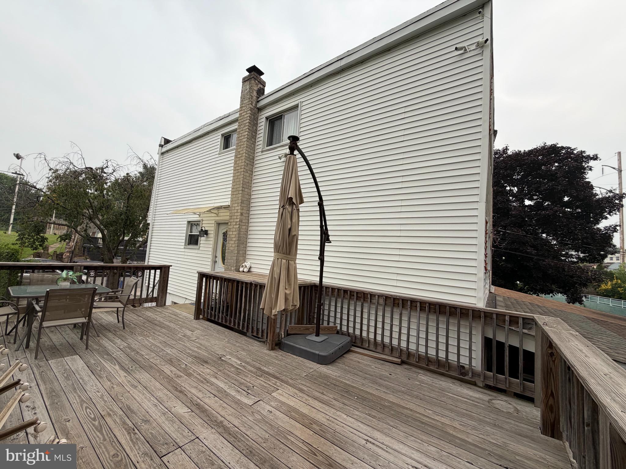 2867 Sebring Road Philadelphia, PA 19152 - Photo 3 of 29 Gallery Image 3