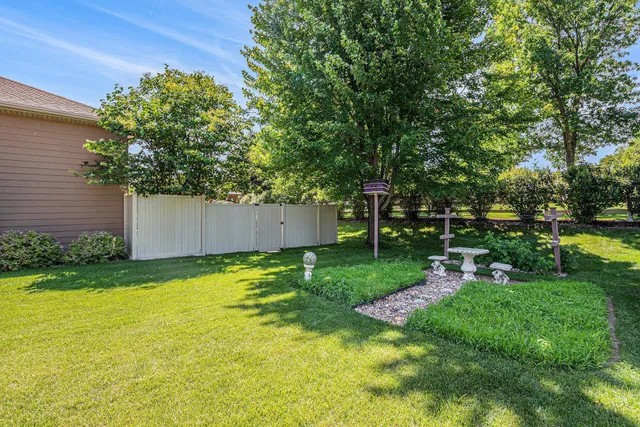 $549,900 | 721 Britz Drive, Luverne, MN 56156