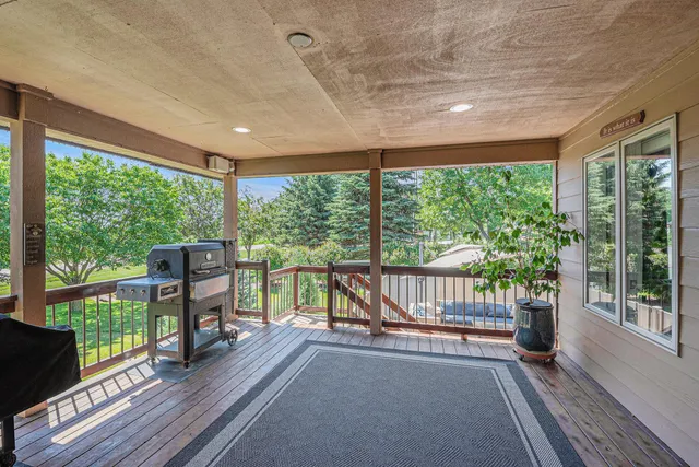 $549,900 | 721 Britz Drive, Luverne, MN 56156