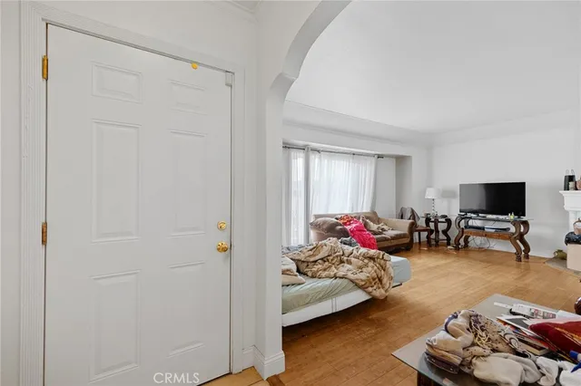 $880,000 | 648 Thornton Avenue, San Francisco, CA 94124