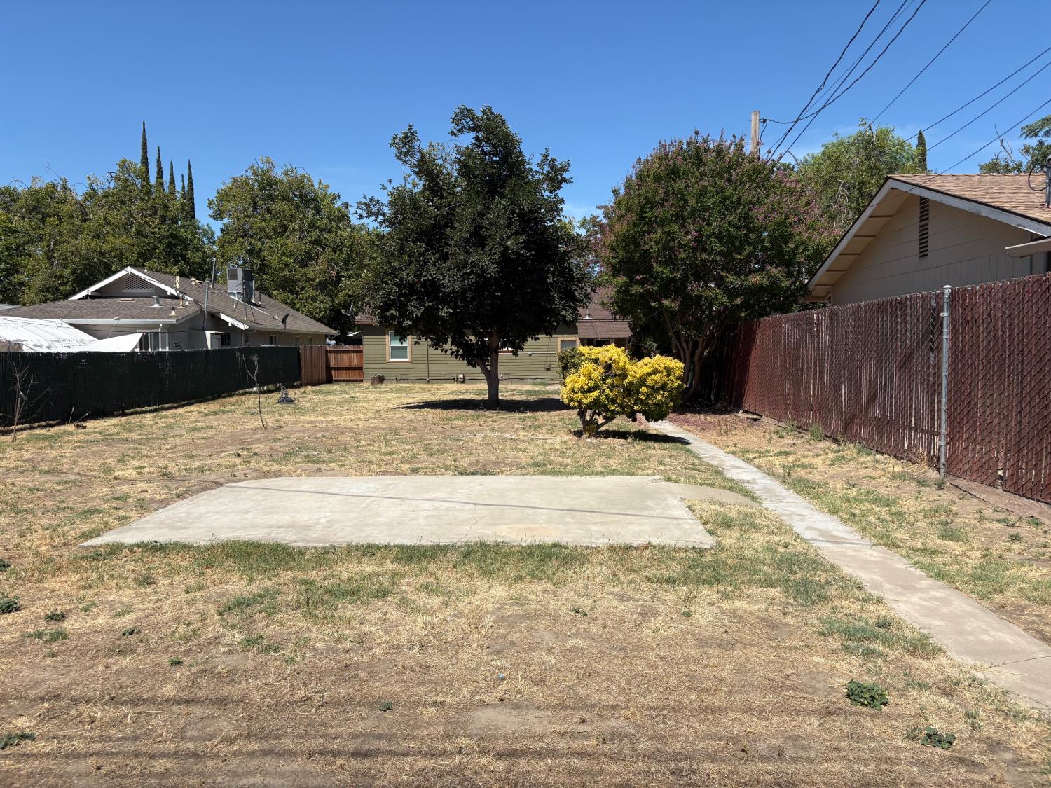 318 Bodem Street Modesto, CA 95350 - Photo 3 of 17