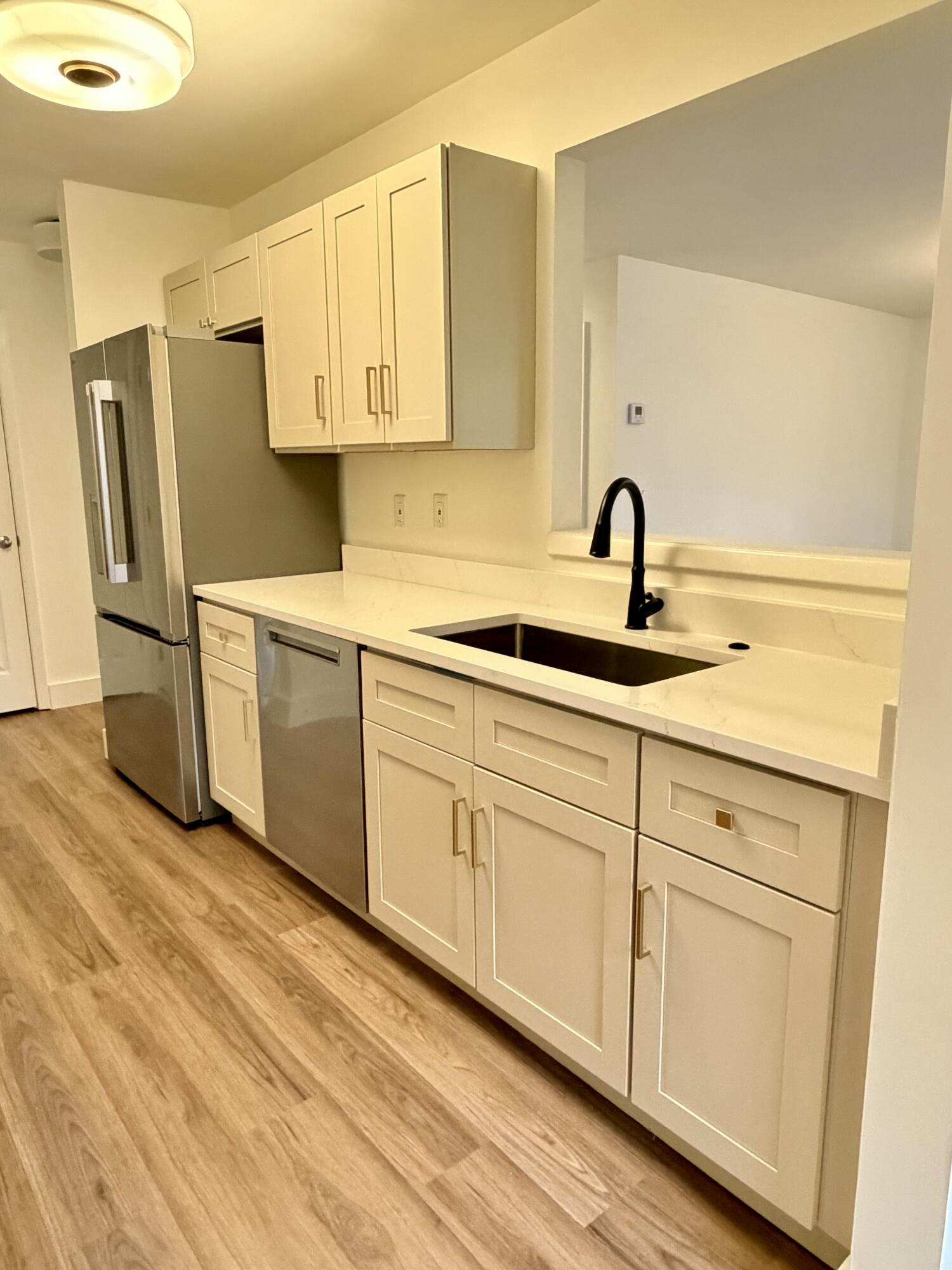 87 Ashley Hall Plantation Road, Unit 5 Charleston, SC 29407 - Photo 3 of 21 CF541119-3A42-4E20-B953-FE7381005111_1_2