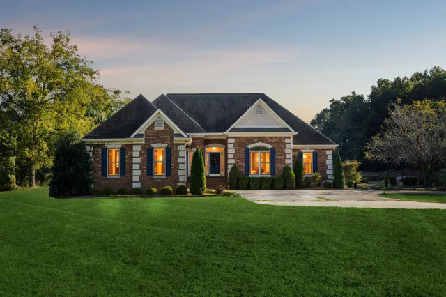 $615,000 | 1825 Highway 13, Waverly, TN 37185