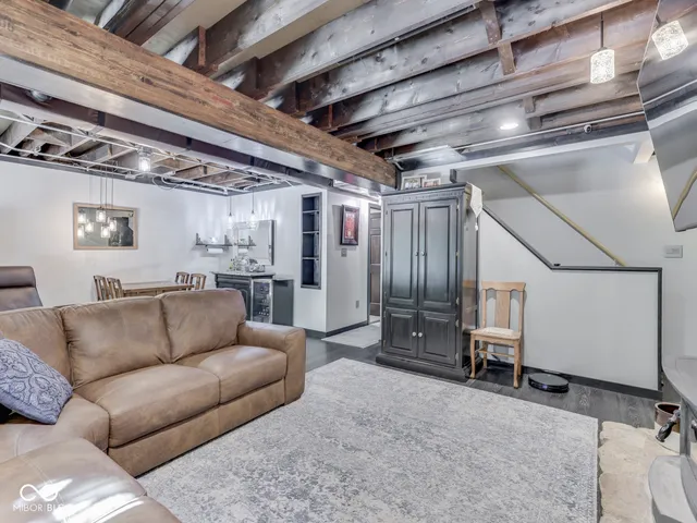 $555,000 | 6323 Antelope Drive, Nineveh, IN 46164