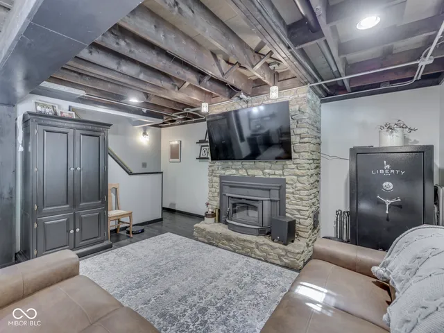 $555,000 | 6323 Antelope Drive, Nineveh, IN 46164