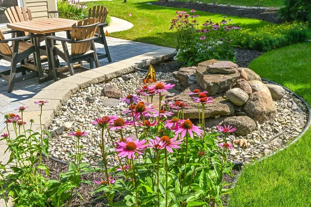 $1,345,000 | S76W25745 Prairieside Drive, Waukesha, WI 53189